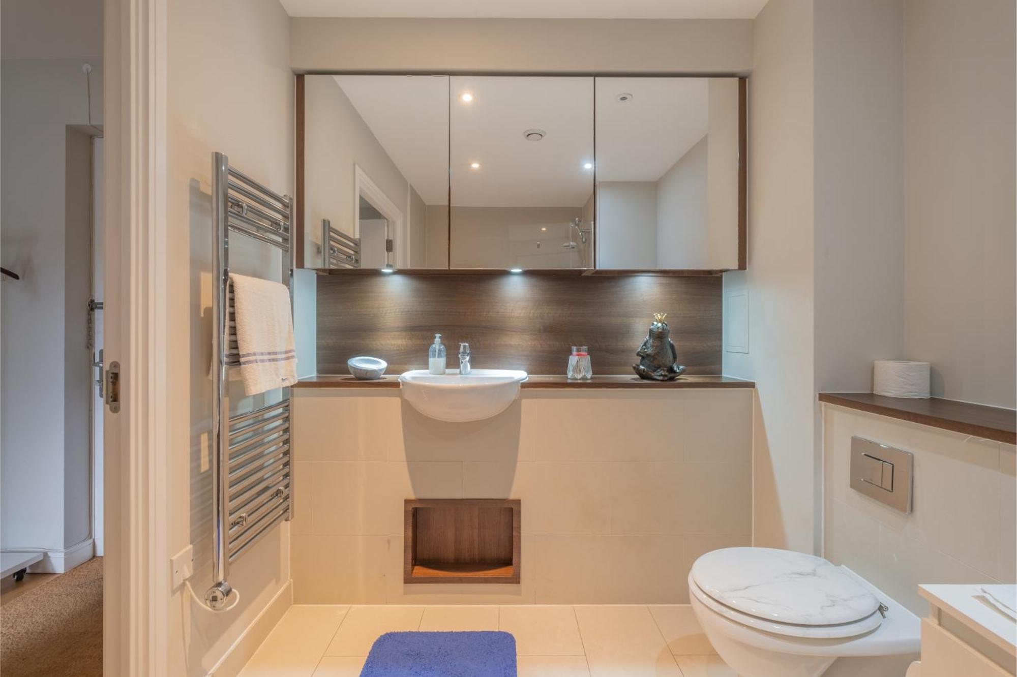 Апартаменты Brand New Flat With Car Park *
